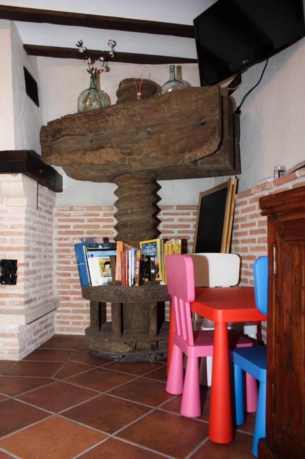 Casa Rural La Bodega, Ofrece Cata De Vino Gratis Horche Exterior photo